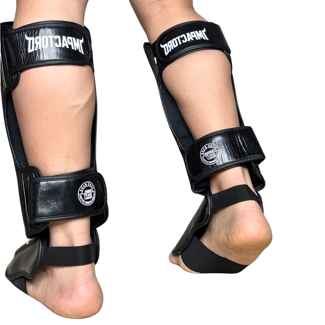 ESPINILLERAS PIEL REAL · PROTECCIÓN TIBIA Y EMPEINE · EDICIÓN LIMITADA